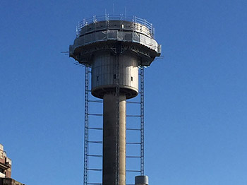 Mastclimber & Scaffold to full height of structure